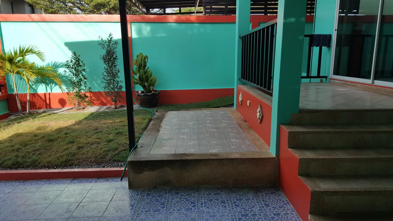 Baanpak Soi 102 Guest house